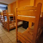 Hostel One Momotown