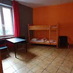 Hostel One Momotown